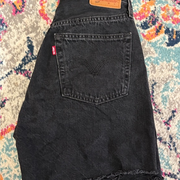 Levi's Women's Dark Gray Jean Shorts - Picture 2 of 7